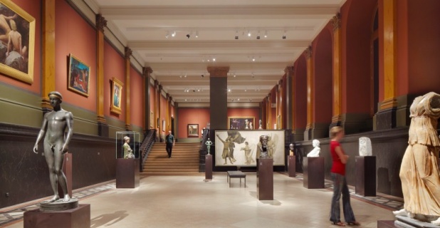 Im Schaudepot des Museums können Besucher wertvolle Büsten und Skulpturen...