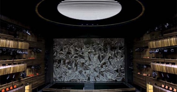 Ein Meisterwerk aus Beton, Marmor und Glas: Die neue Oper von Oslo findet mit...