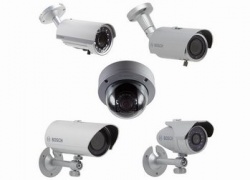Effektive Überwachung mit integrierten Infrarotkameras von Bosch...
