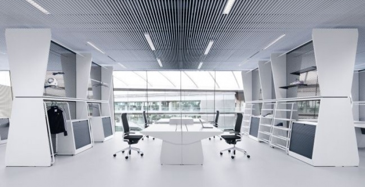 Foto: Bürodesign nach Maß – Planmöbel fertigt rund 1.700 Arbeitsplätze...