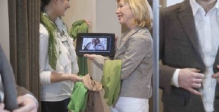 Foto: acto-soft präsentiert das Retail Tablet auf der EuroCIS 2012...