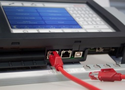 Modulare Brandmelderzentrale der Serie 5000 mit IP-Ethernet-Vernetzung...