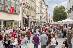 Dortmunder Westenhellweg ist meistbesuchte Einkaufsmeile Deutschlands...