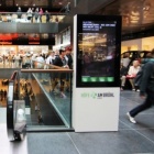 Thumbnail-Foto: Interaktives Digital Signage für Shopping-Malls...