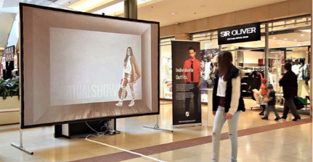 Mit dem Virtual Showcase können in Schaufenstern personalisierte Outfits...