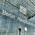 Thumbnail-Foto: Start-ups testen Pop-up-Store am Berliner Hauptbahnhof...