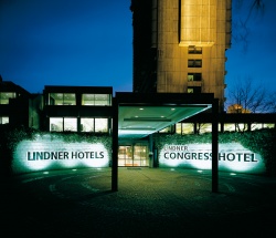 Veranstaltungsort ist das Lindner Congress Hotel in Düsseldorf....