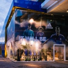 Thumbnail-Foto: So kann Shopdesign aussehen: Der Megastore des Chelsea FC...