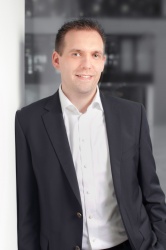 Autor Daniel Hölzer ist Experte für Online-Shop-Umsetzungen bei United...