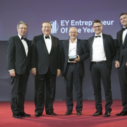 Thumbnail-Foto: imagotag Gründer gewinnen Entrepreneur Of The Year Award in Österreich...