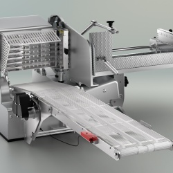 Thumbnail-Foto: Bizerba präsentiert die weltweit erste digitale Vertikal-Schneidemaschine...