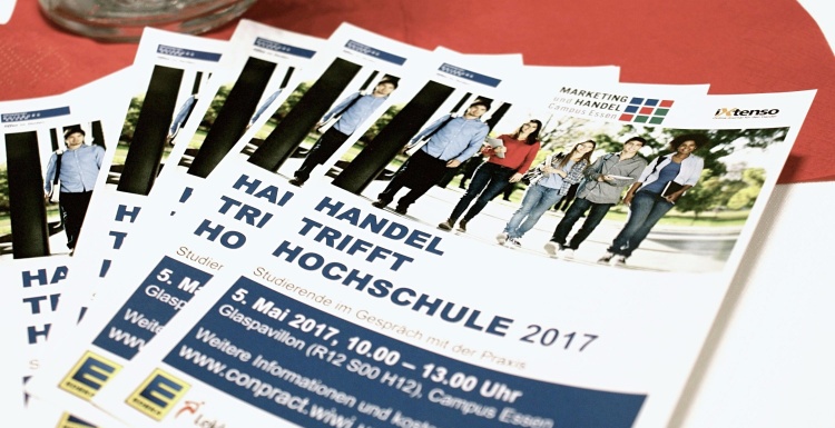 Foto: Ran an den Nachwuchs: Handel trifft Hochschule...
