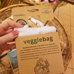 Thumbnail-Foto: Schluss mit unnötigem Verpackungsmüll im Lebensmitteleinzelhandel...