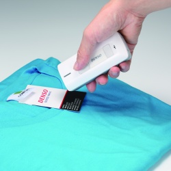 Thumbnail-Foto: DENSO bringt Scanner mit RFID in  praktischem Taschenformat heraus...