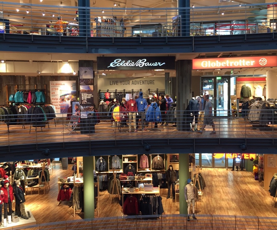 Foto: Eddie Bauer Outdoormode: Erster Shop-in-Shop im Kölner Globetrotter Store...