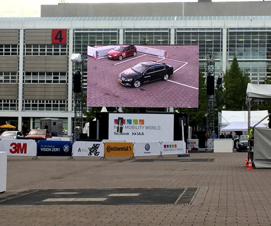 Foto: AOTOs Mietdisplays auf der 67. IAA