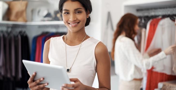 Frau mit Tablet; Copyright: GettyImages