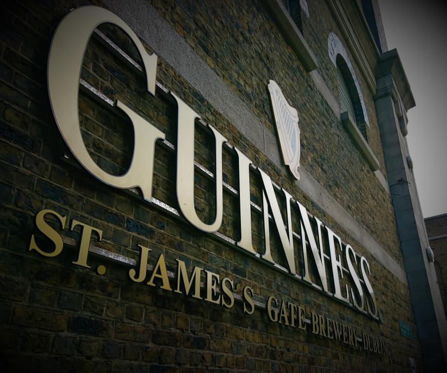 Foto: Das Guinness Storehouse in Dublin – ein Kundenmagnet...