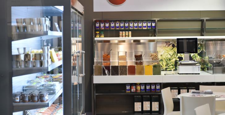 Supermarkt mit Kühlsystemen