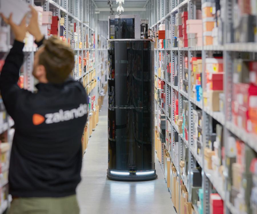 Foto: Zalando: Test mit Robotern