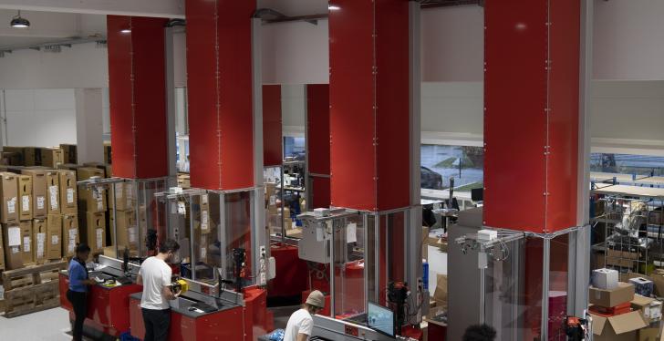 High-Tech-Lösungen in der Logistik unterstützen im Online-Handel...