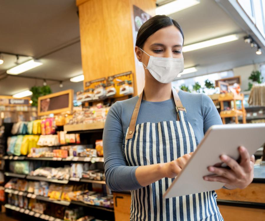 Foto: IKI setzt auf Reflexis Workforce Management für bessere Personaleffizienz...