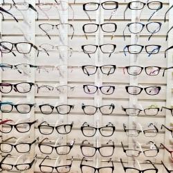 Thumbnail-Foto: Wie wird der Brillenkauf der Zukunft aussehen?...
