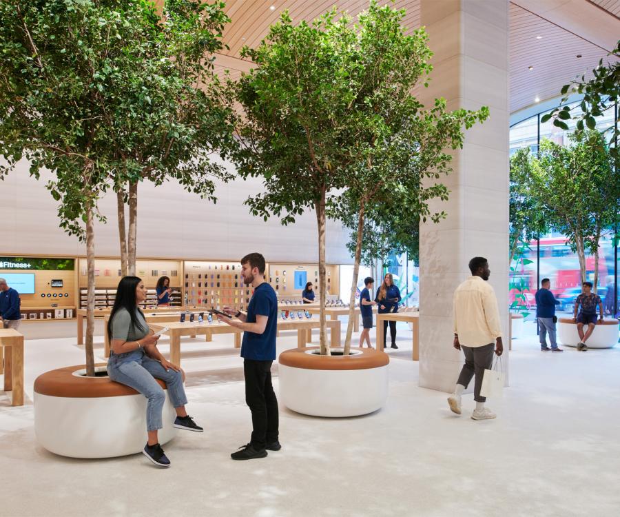 Foto: Apple Brompton Road feiert Kreativität im lebendigen Design...