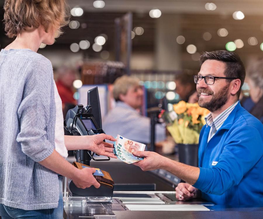 Foto: Bar- und Kartenzahlung liegen vorn, Mobile Payment bummelt hinterher...