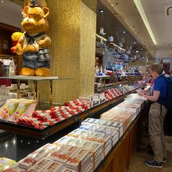 Thumbnail-Foto: Store Design bei Niederegger: Marzipan und maritimer Charme in Lübeck...