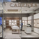 Seit 2012 bietet die Marke Cadenzza Luxus-Modeschmuck an. Im Interieur fanden...