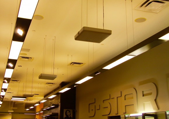 Der G-Star Franchise Store am Union Square in New York nutzt Detego InStore und...