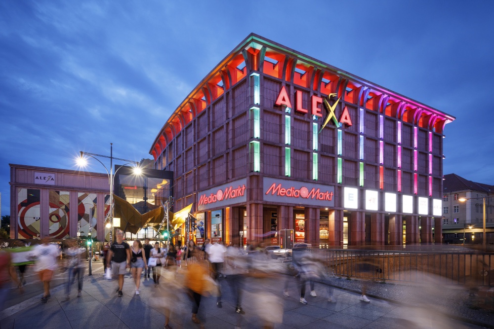 Das Kaufhaus Alexa in Berlin mit einer Filiale von MediaMarkt; copyright:...