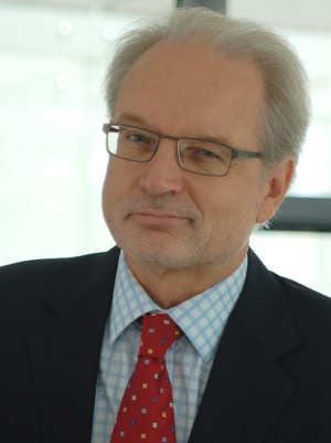 Dr. Konstantin Koenigs