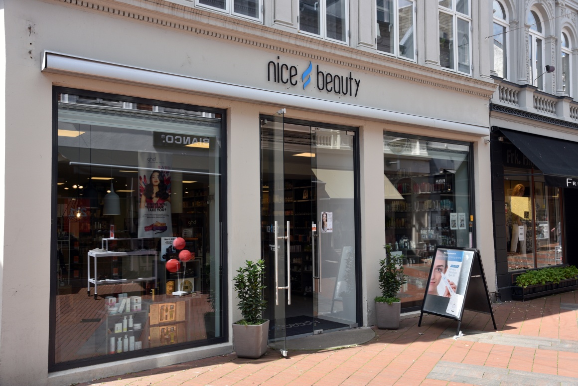 NiceBeauty Store front